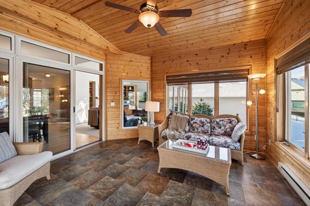 10147 Gristmill Ridge, Eden Prairie, MN 55347