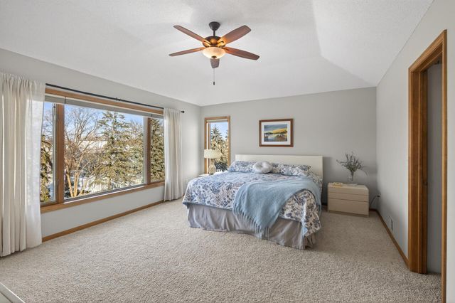 10147 Gristmill Ridge, Eden Prairie, MN 55347