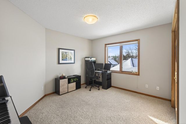 10147 Gristmill Ridge, Eden Prairie, MN 55347