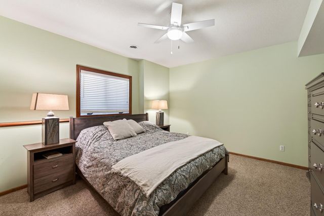 10147 Gristmill Ridge, Eden Prairie, MN 55347