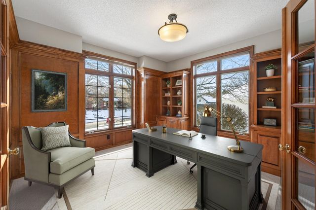 10147 Gristmill Ridge, Eden Prairie, MN 55347