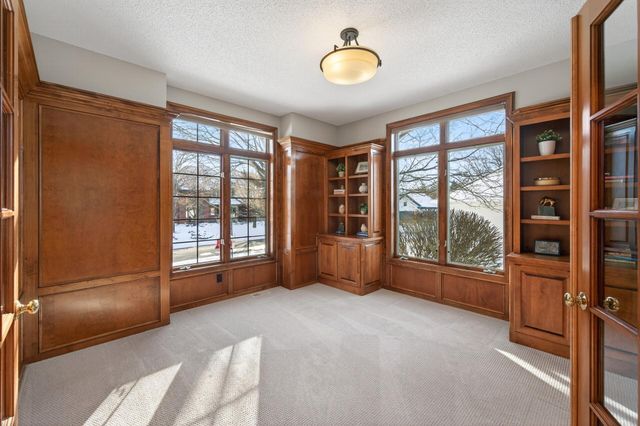 10147 Gristmill Ridge, Eden Prairie, MN 55347