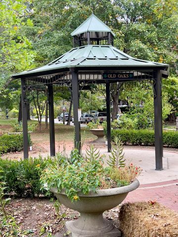 668 Wilson Avenue, Columbus, OH 43205