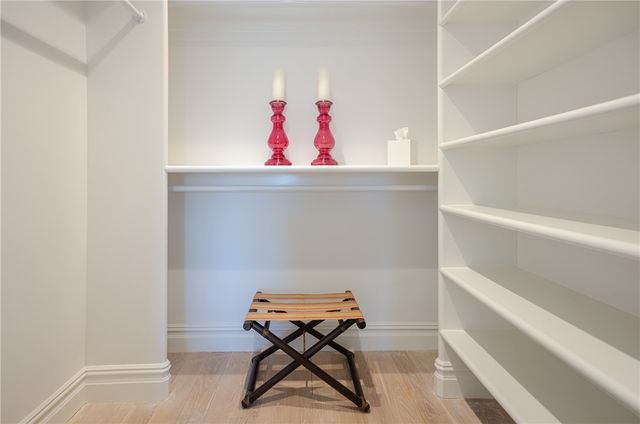 78 Rhode Island Avenue 8, Newport, RI 02840