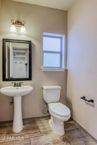 7545 Wolf Creek Drive, El Paso, TX 79911