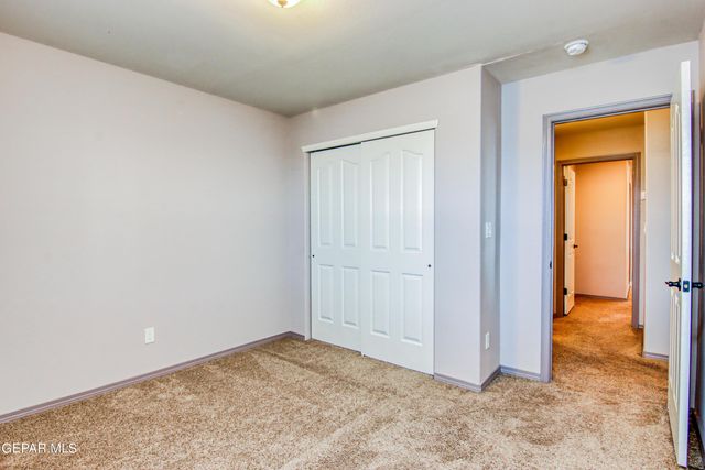 7545 Wolf Creek Drive, El Paso, TX 79911