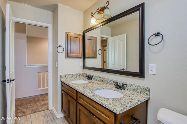7545 Wolf Creek Drive, El Paso, TX 79911