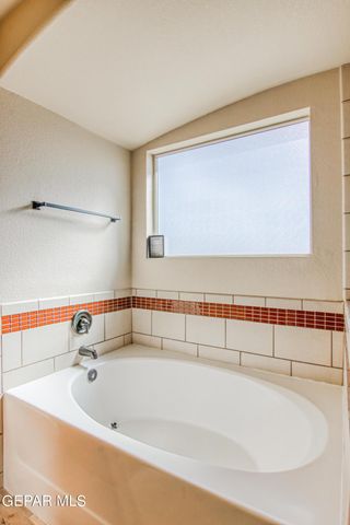 7545 Wolf Creek Drive, El Paso, TX 79911