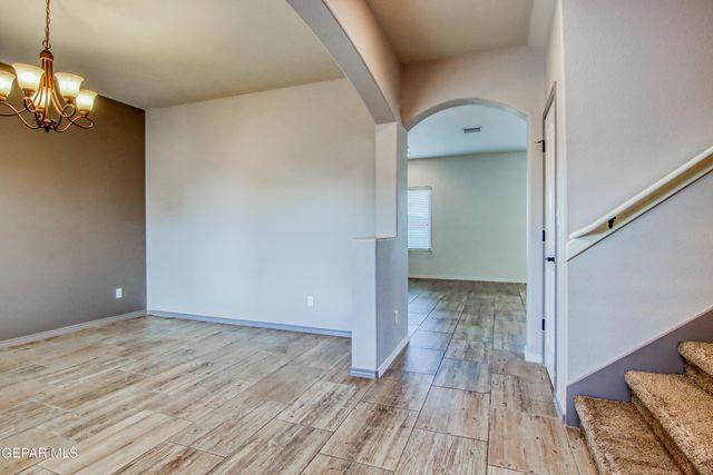 7545 Wolf Creek Drive, El Paso, TX 79911