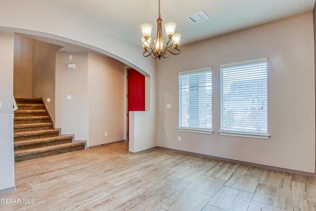 7545 Wolf Creek Drive, El Paso, TX 79911