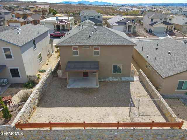 7545 Wolf Creek Drive, El Paso, TX 79911