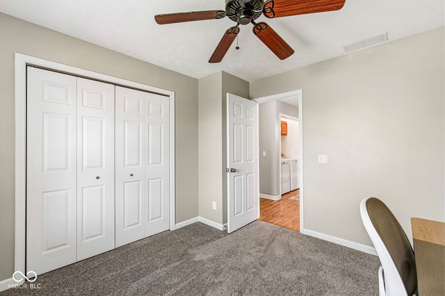 212 Lakeshore Drive, Lebanon, IN 46052
