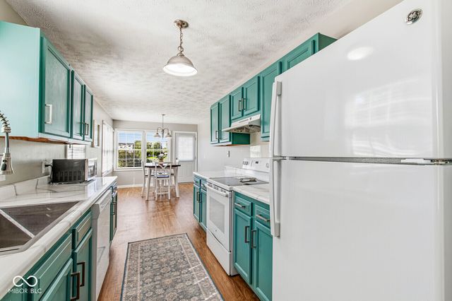 212 Lakeshore Drive, Lebanon, IN 46052