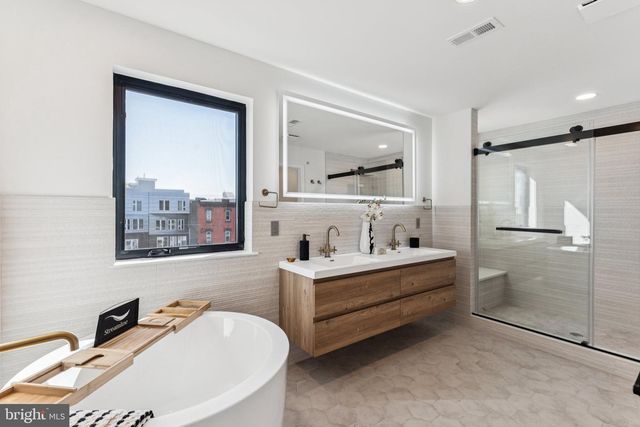 739 N CAPITOL ST, Philadelphia, PA 19130