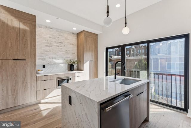 739 N CAPITOL ST, Philadelphia, PA 19130