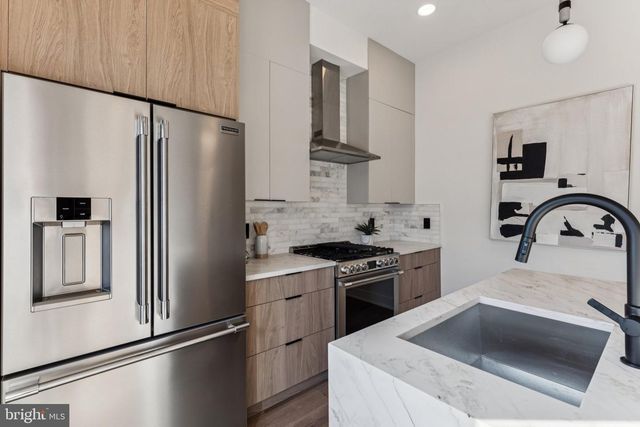 739 N CAPITOL ST, Philadelphia, PA 19130