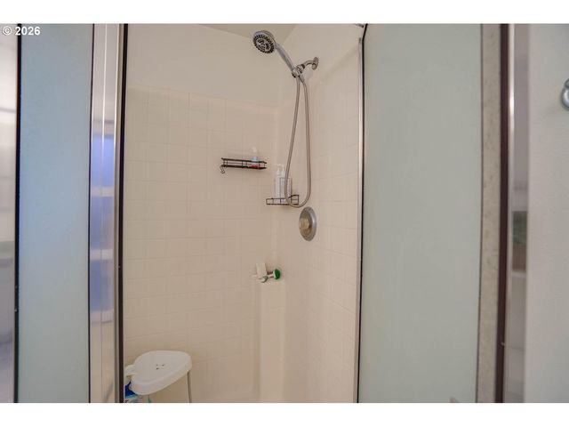 1605 Ne 89TH Pl 19, Vancouver, WA 98664