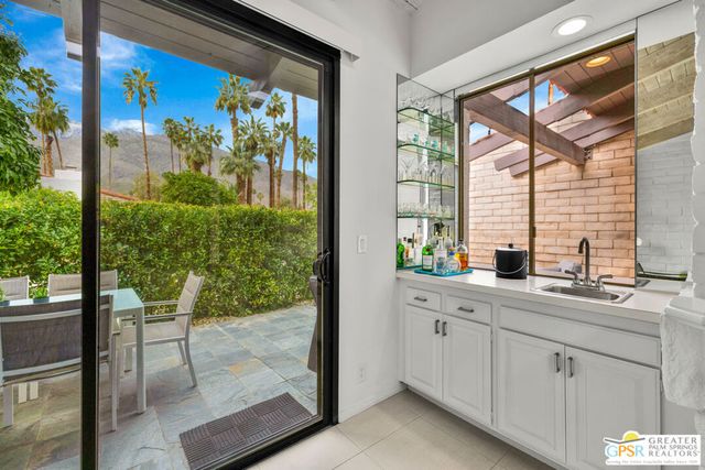 1321 N Primavera Drive, Palm Springs, CA 92264