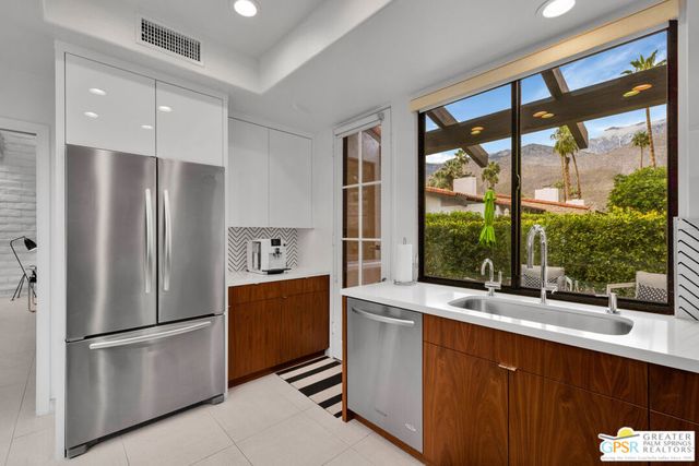 1321 N Primavera Drive, Palm Springs, CA 92264