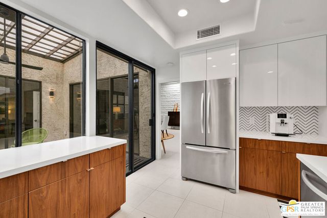 1321 N Primavera Drive, Palm Springs, CA 92264