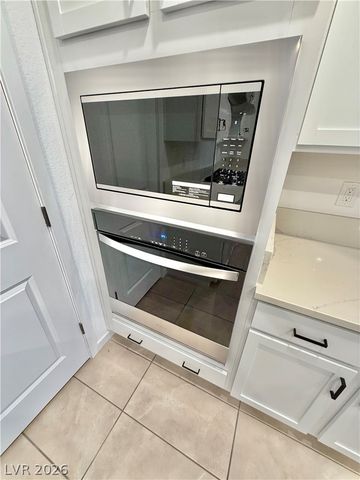 11462 CRIMSON LEDGE Avenue, Las Vegas, NV 89138