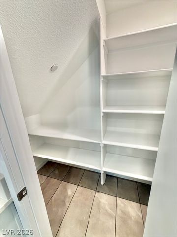 11462 CRIMSON LEDGE Avenue, Las Vegas, NV 89138