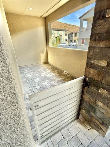 11462 CRIMSON LEDGE Avenue, Las Vegas, NV 89138