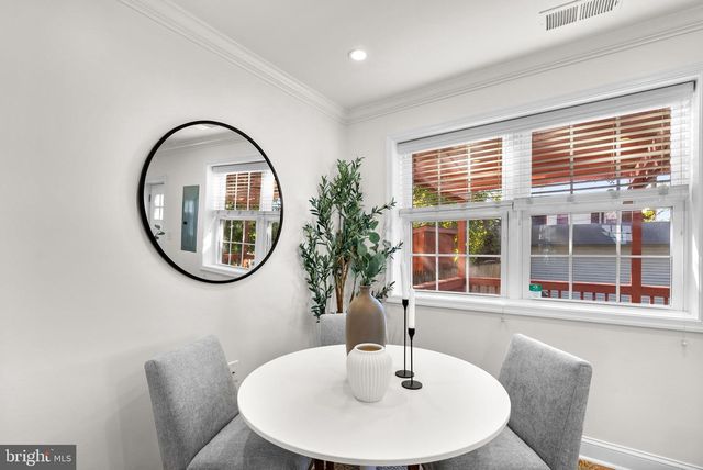 1201 QUEEN ST NE, Washington, DC 20002