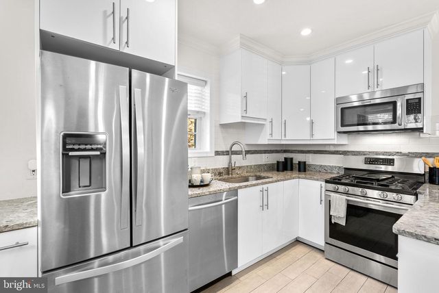 1201 QUEEN ST NE, Washington, DC 20002