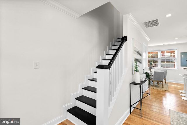 1201 QUEEN ST NE, Washington, DC 20002