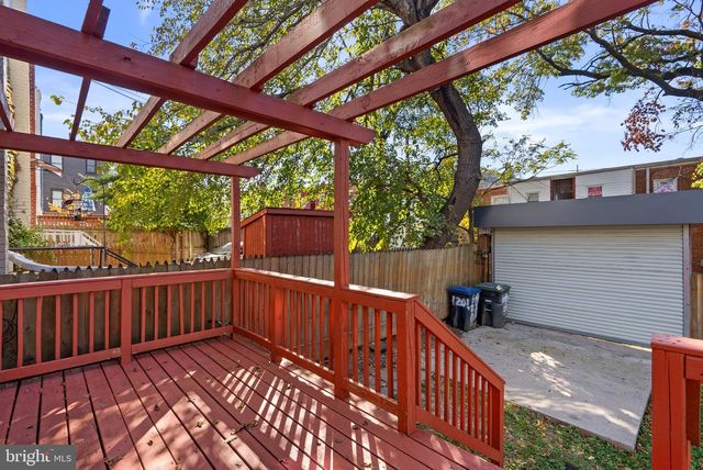 1201 QUEEN ST NE, Washington, DC 20002