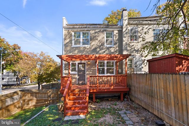 1201 QUEEN ST NE, Washington, DC 20002