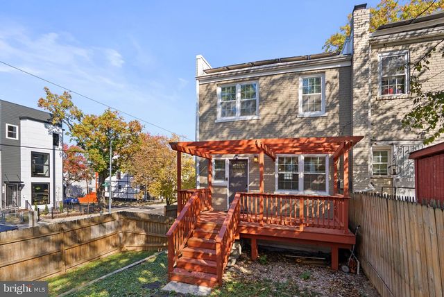 1201 QUEEN ST NE, Washington, DC 20002