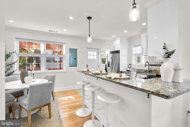 1201 QUEEN ST NE, Washington, DC 20002