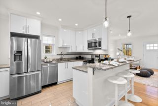 1201 QUEEN ST NE, Washington, DC 20002