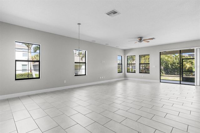 6906 PARADISO DRIVE, Apollo Beach, FL 33572