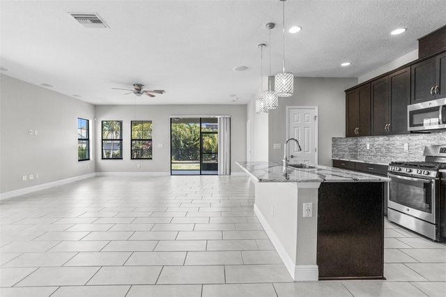 6906 PARADISO DRIVE, Apollo Beach, FL 33572