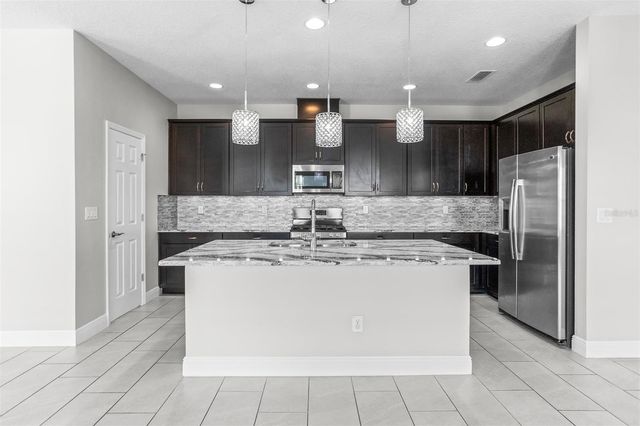 6906 PARADISO DRIVE, Apollo Beach, FL 33572