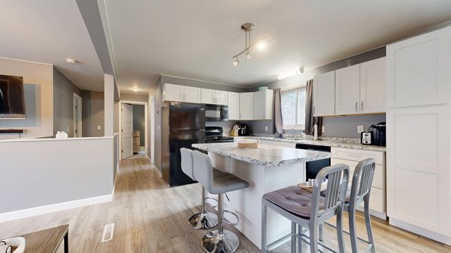 23 Forest Street, South Burlington, VT 05403