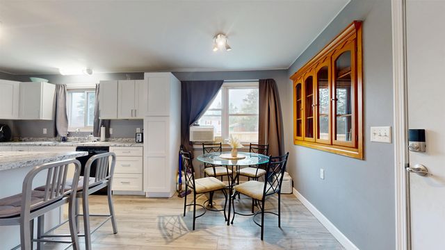 23 Forest Street, South Burlington, VT 05403