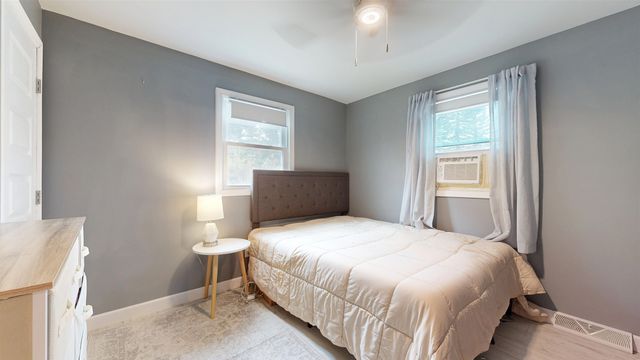 23 Forest Street, South Burlington, VT 05403