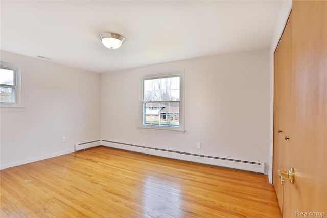 32319 Nottingwood Street, Farmington Hills, MI 48334