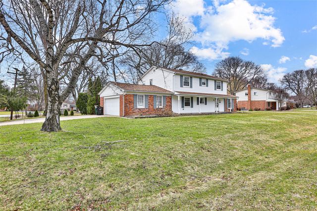 32319 Nottingwood Street, Farmington Hills, MI 48334
