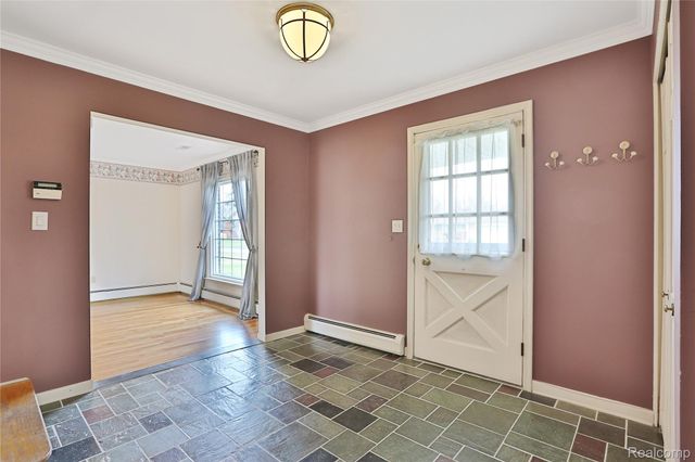 32319 Nottingwood Street, Farmington Hills, MI 48334