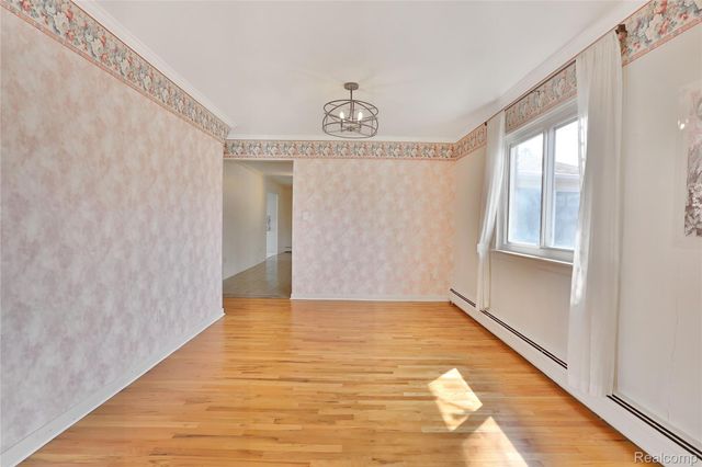 32319 Nottingwood Street, Farmington Hills, MI 48334