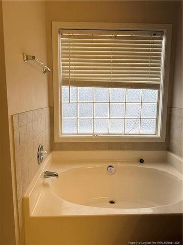 161 Fairfield Circle, Raeford, NC 28376