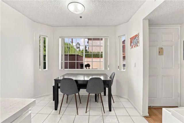147 W Acacia 160, Glendale, CA 91204