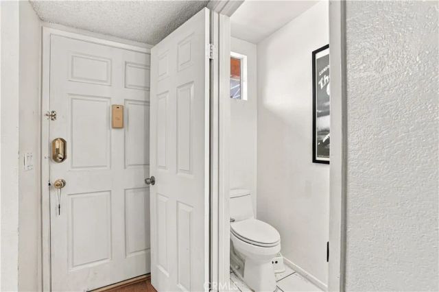147 W Acacia 160, Glendale, CA 91204