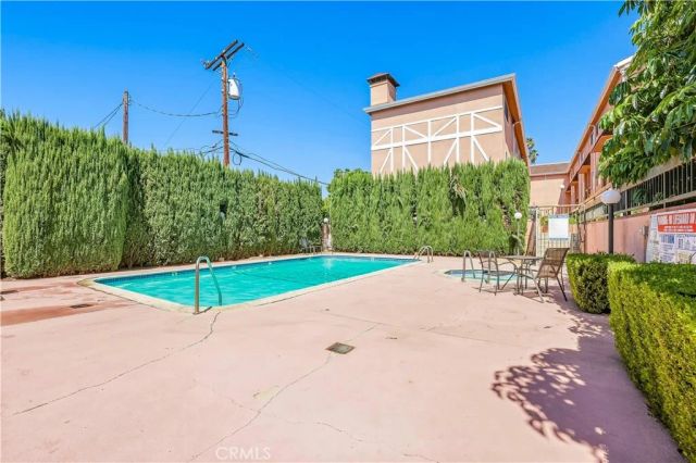 147 W Acacia 160, Glendale, CA 91204
