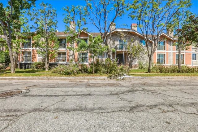 147 W Acacia 160, Glendale, CA 91204
